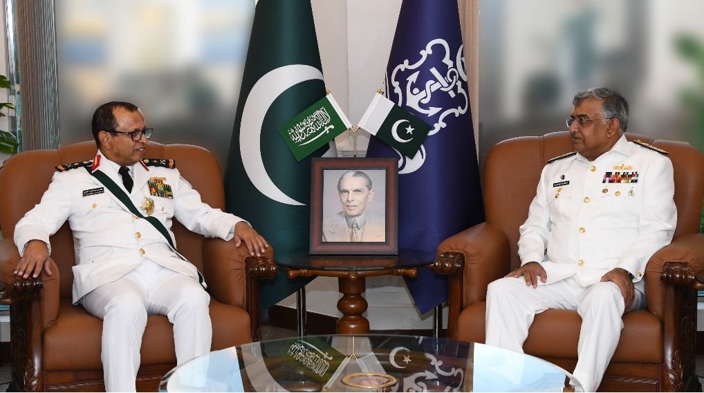 img_4315-1 President Confers Nishan-e-Pakistan on Saudi Naval Chief as Pak-KSA Naval Cooperation Strengthens