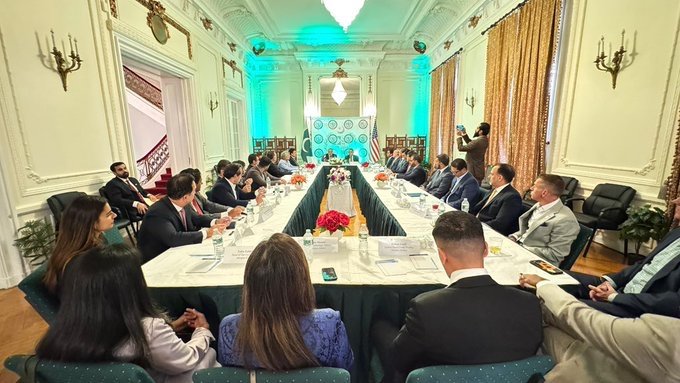 img_4356 Pakistan’s Deputy Prime Minister Highlights Economic Revival and Investment Opportunities in New York Dialogue